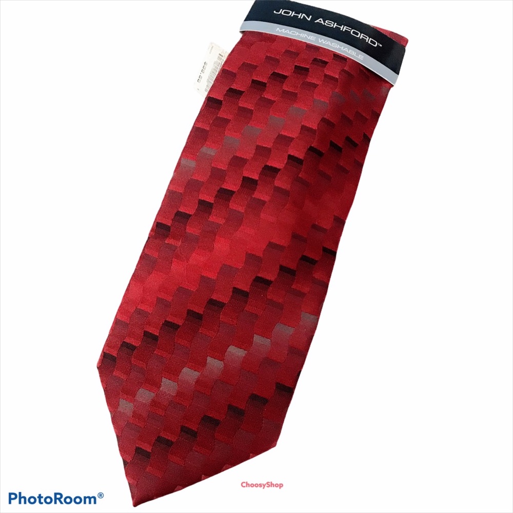 Tie Brand New With Tags MACHINE WASHABLE Red Silver Gray Black Checked StairStep